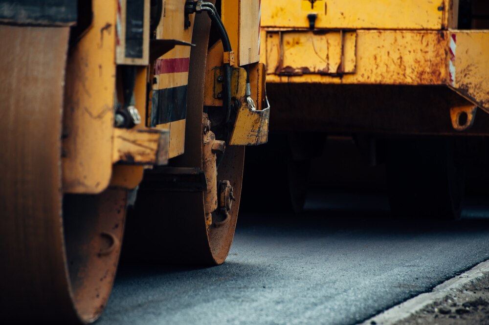 Katowice modernizują drogi: nowe chodniki, zatoki autobusowe i parkingi dla mieszkańców