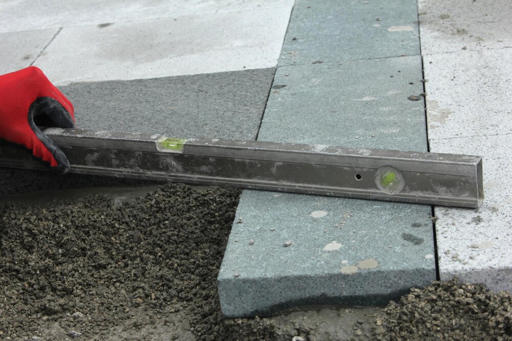 Nowe chodniki na ul. Grunwaldzkiej w Katowicach – komfort i bezpieczeństwo dla pieszych!