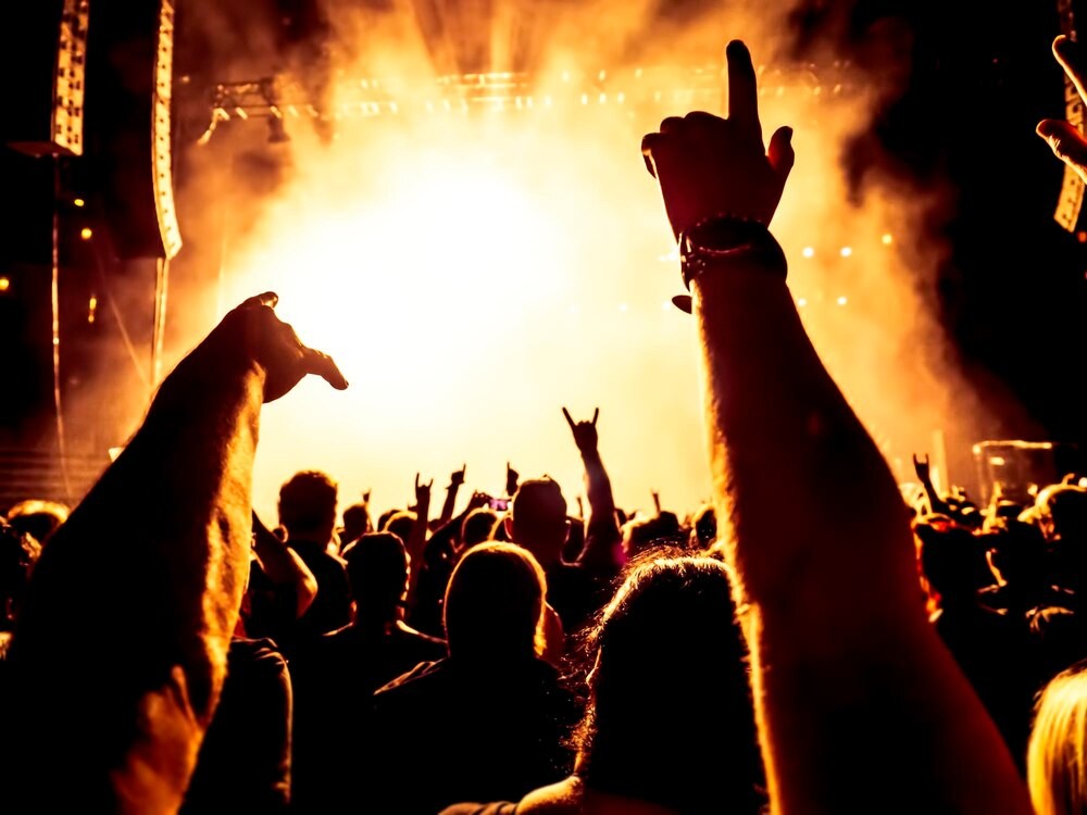 Zimowe szaleństwo na lodzie: ItaloDisco w Murckach!