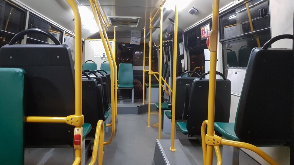 Bezpieczne dojazdy do szkół: Kontrole autobusów dla dzieci w Kłobucku